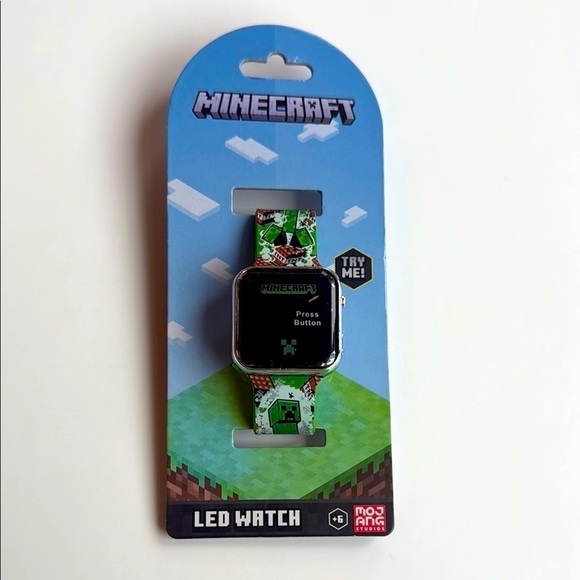 NWT Minecraft LED Watch - Picture 1 of 4